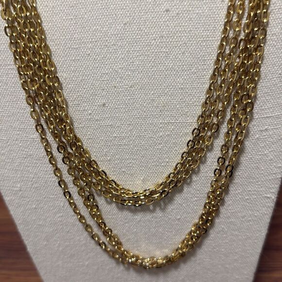 Vintage Gold Tone Oval Link Triple Strand Long Necklace with Spring Ring Clasp. - Picture 2 of 4